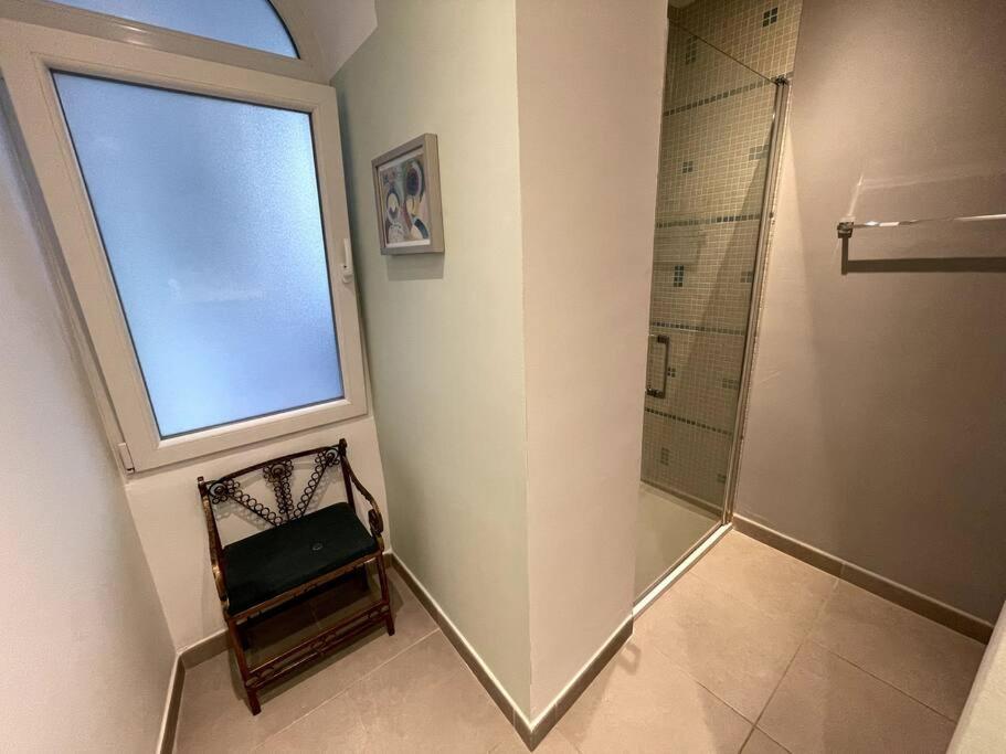 Stylish 2Br Contemporary Design Perfect Vacation Leilighet Gibraltar Eksteriør bilde